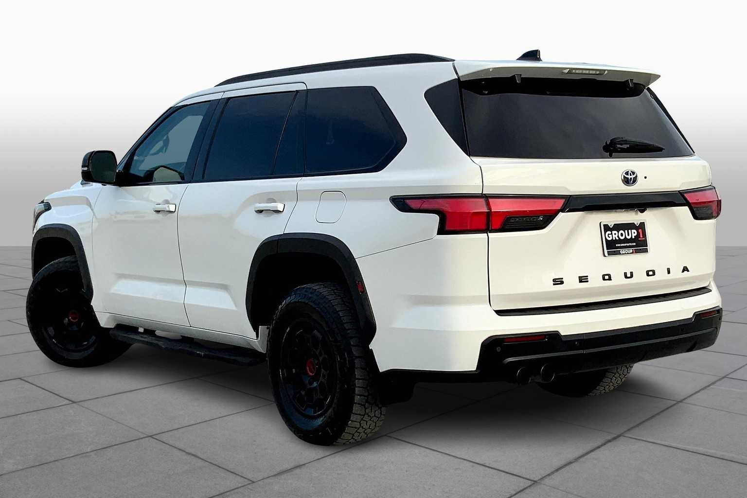 2023 Toyota Sequoia TRD Pro photo 11