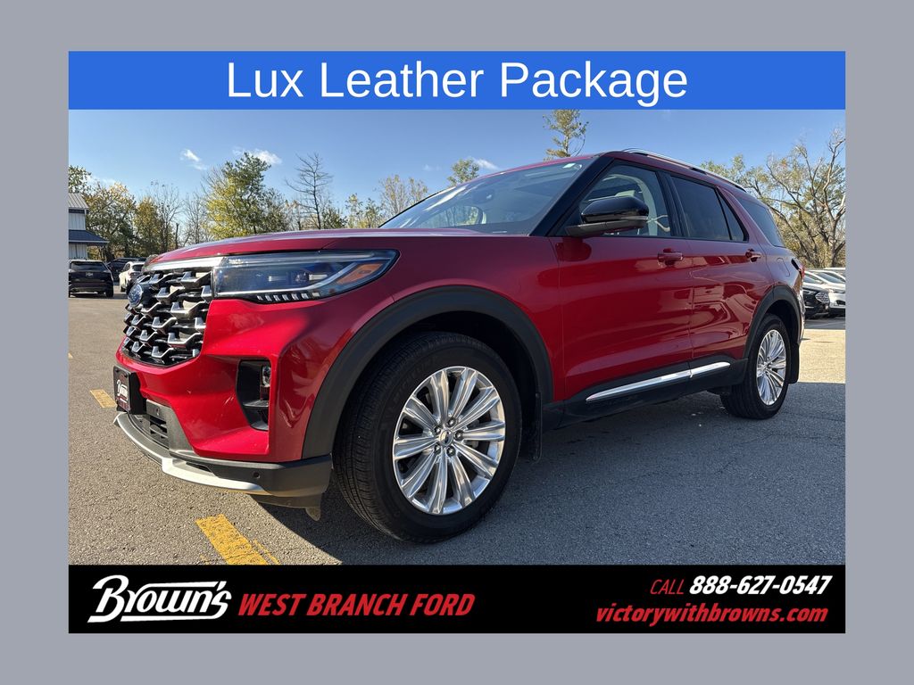 2025 Ford Explorer Platinum's photo