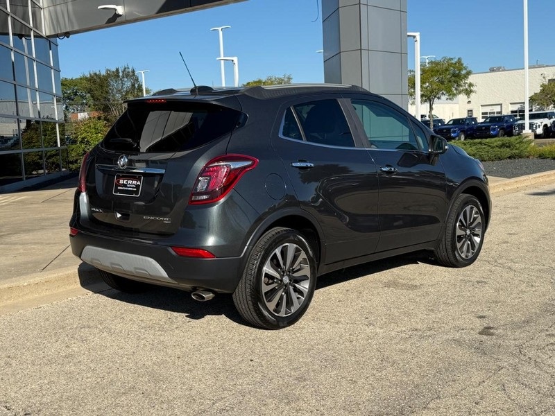 2017 Buick Encore Essence photo 3