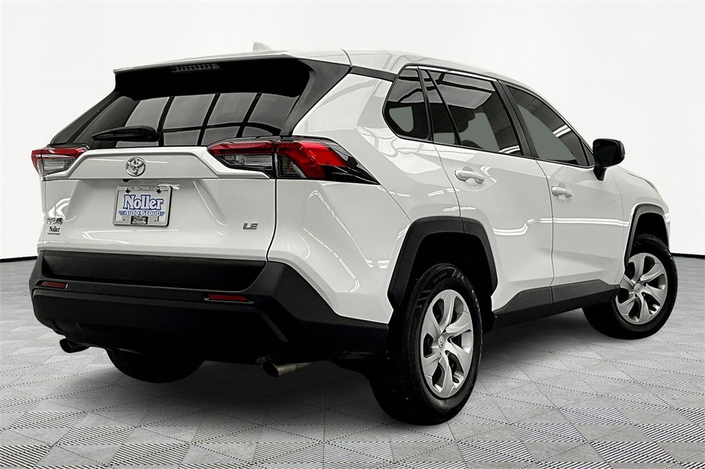 Used 2022 Toyota RAV4 LE with VIN 2T3H1RFV4NC182734 for sale in Kansas City