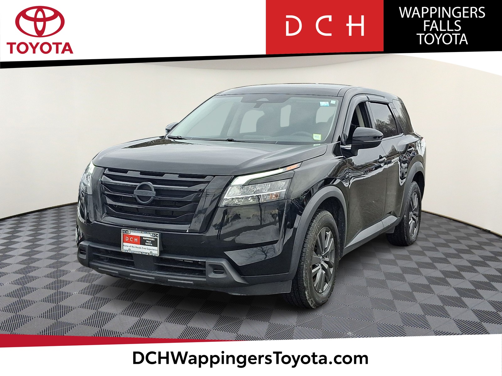 2022 Nissan Pathfinder S