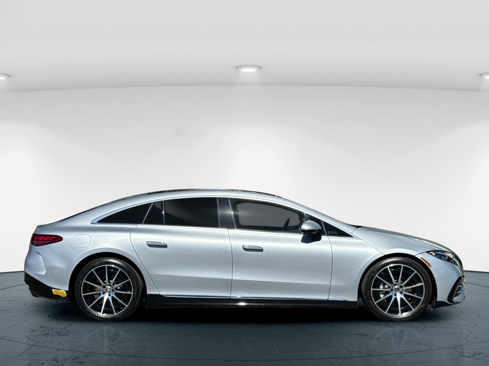 2022 Mercedes Benz EQS Sedan 450 photo 8