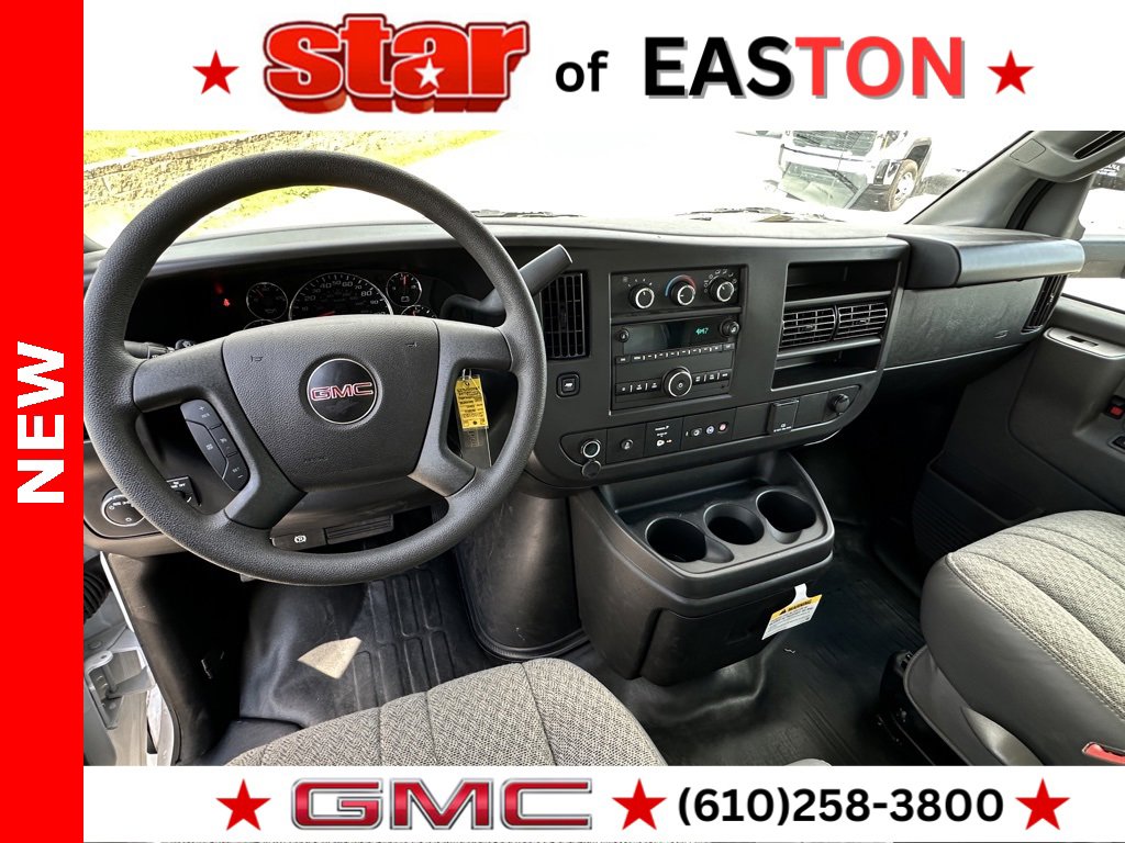 2024 Gmc Savana Cutaway 3500 photo 11