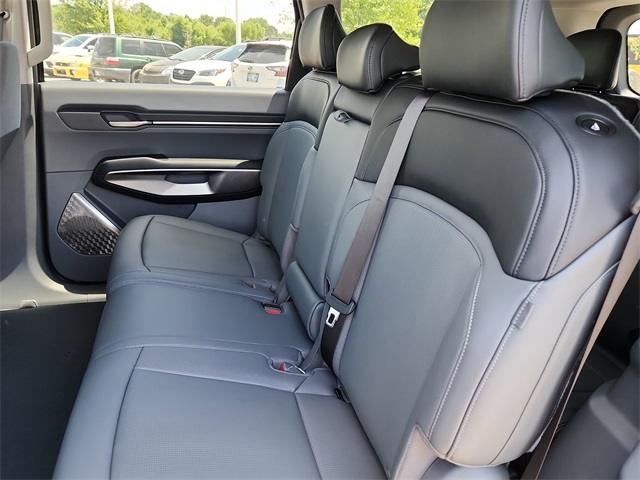 2026 Kia EV9 Light photo 14