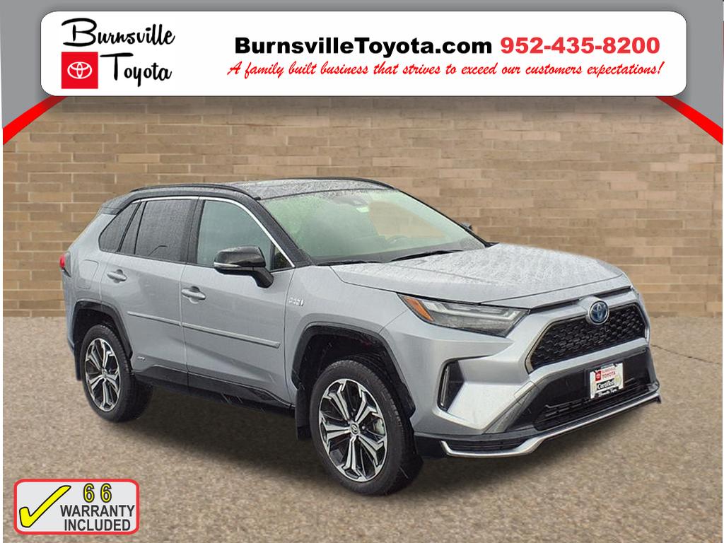 2023 Toyota RAV4 XSE's photo