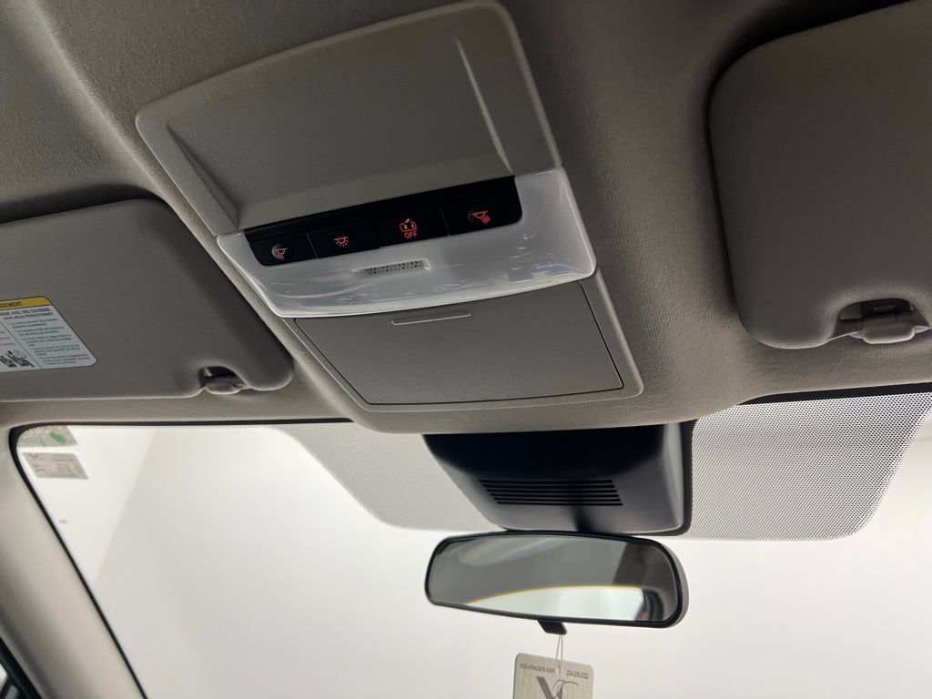 2024 Nissan Sentra SV photo 13