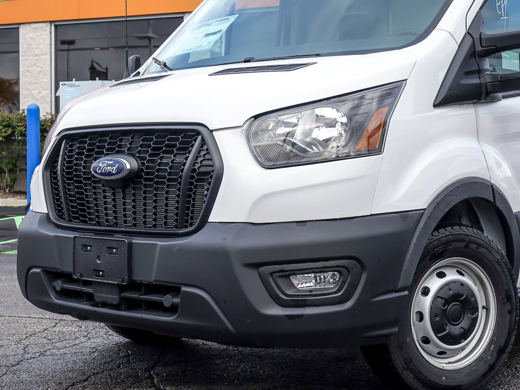 2024 Ford Transit Chassis Cutaway photo 2