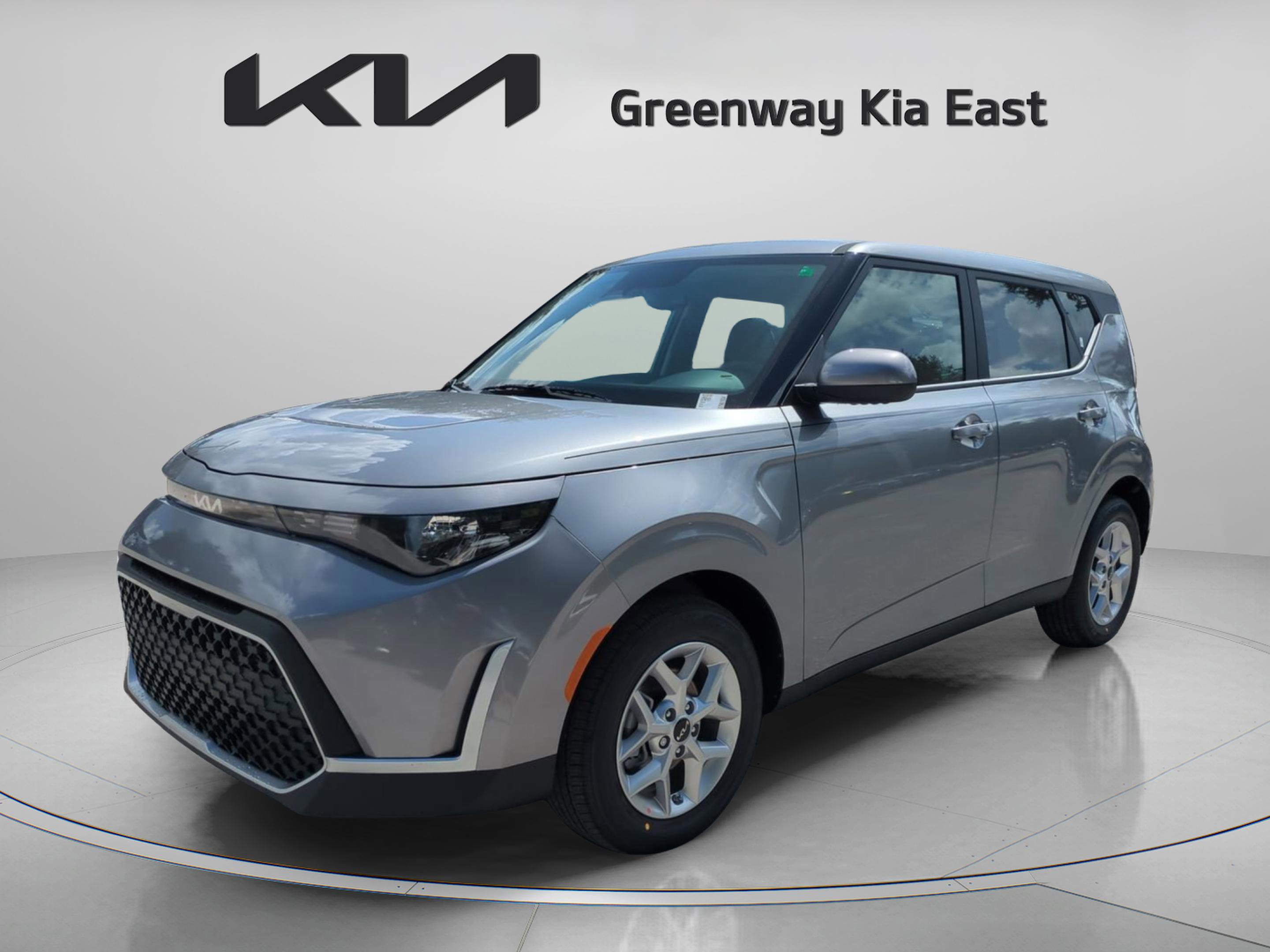 2025 Kia Soul S photo 3