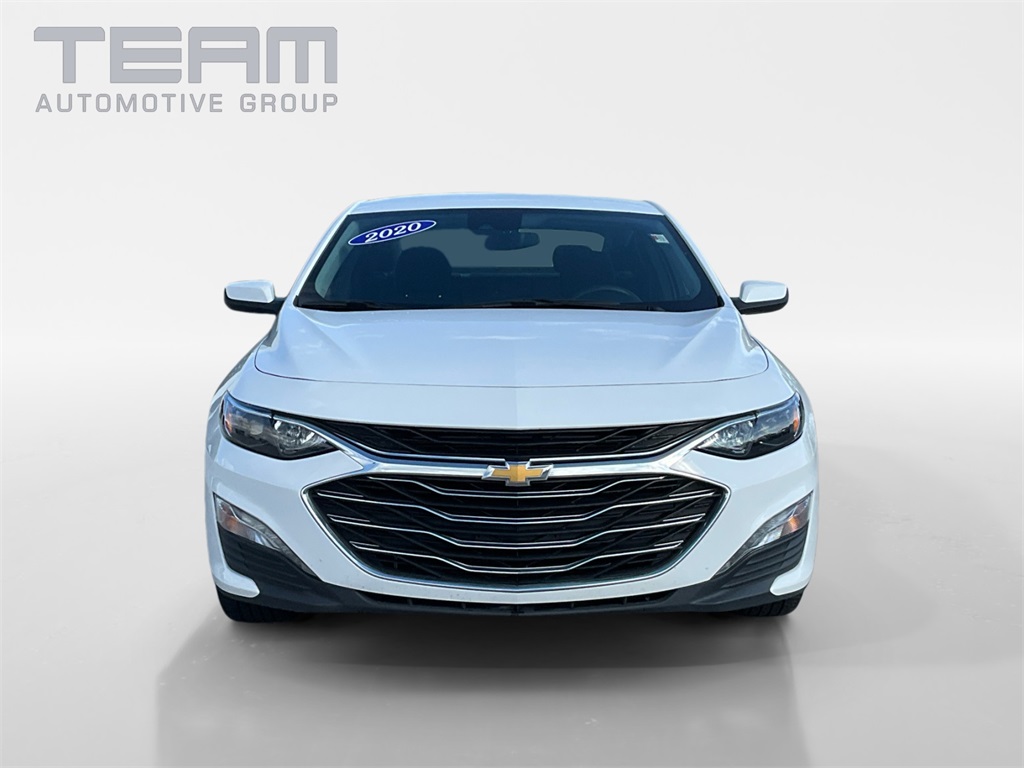 2024 Chevrolet Malibu 1LT photo 2