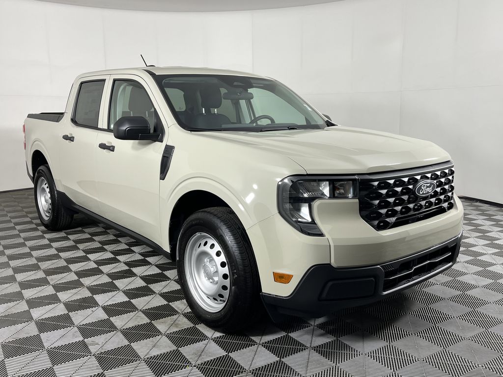 2025 Ford Maverick XL photo 3
