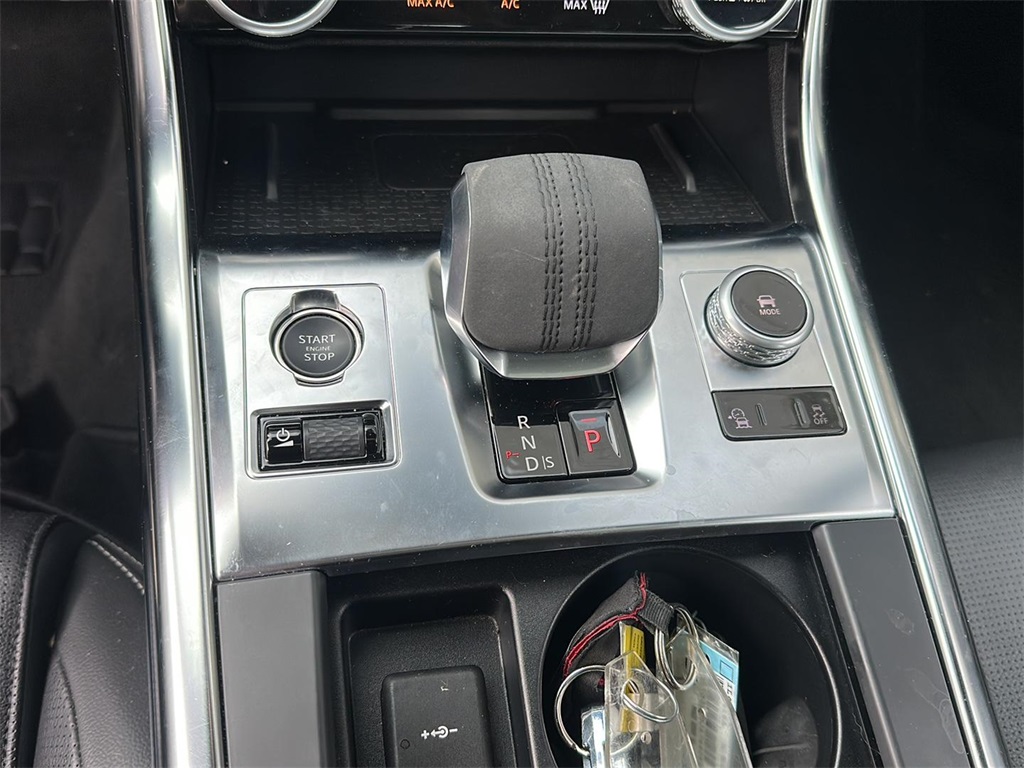 2024 Jaguar XF P300 R-Dynamic SE photo 24