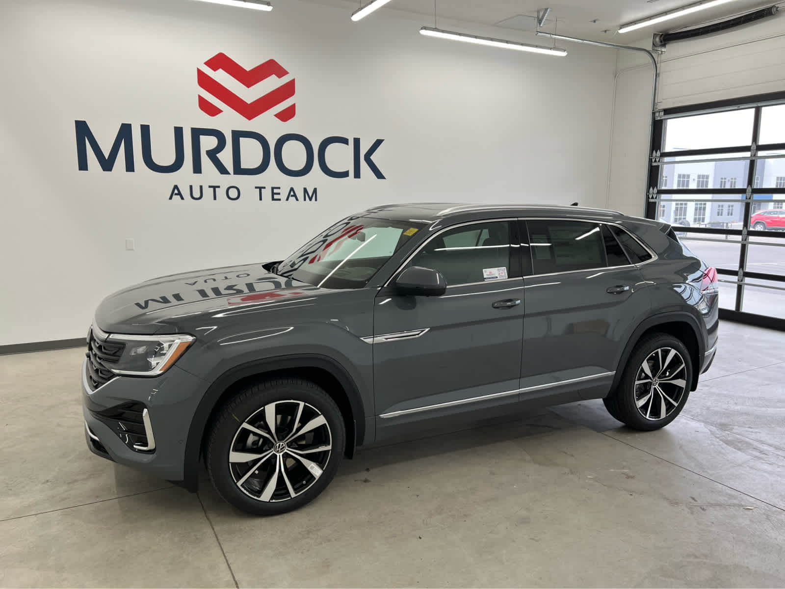 2026 Volkswagen Atlas Cross Sport SEL Premium R-LINE's photo