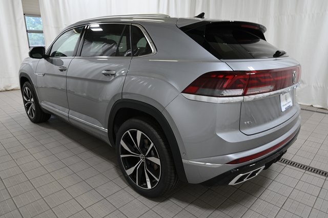 2026 Volkswagen Atlas Cross Sport SEL Premium R-Line photo 9