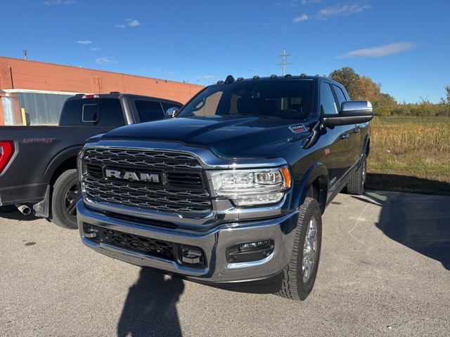 2022 Ram 2500 Limited photo 3