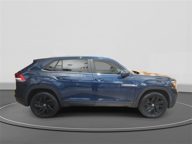 2022 Volkswagen Atlas Cross Sport SE w/Tech