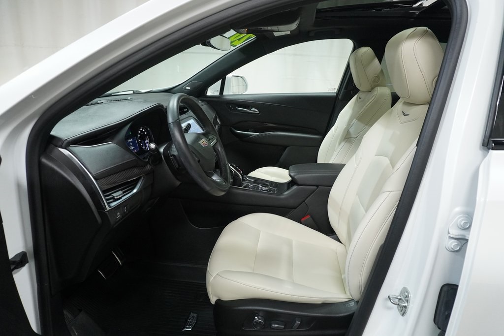2020 Cadillac XT4 Sport photo 10