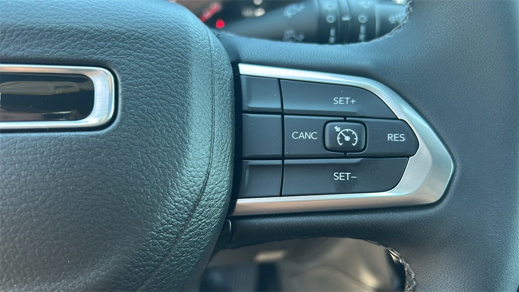 2025 Jeep Compass Latitude photo 22