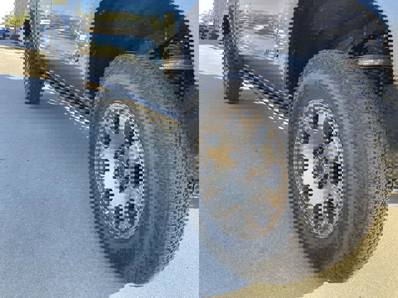 Used 2024 Toyota Tacoma Trailhunter with VIN 3TYLF5LN4RT004115 for sale in Kansas City