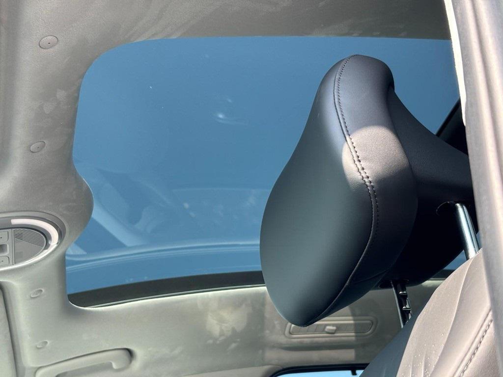 2026 Hyundai Ioniq photo 22
