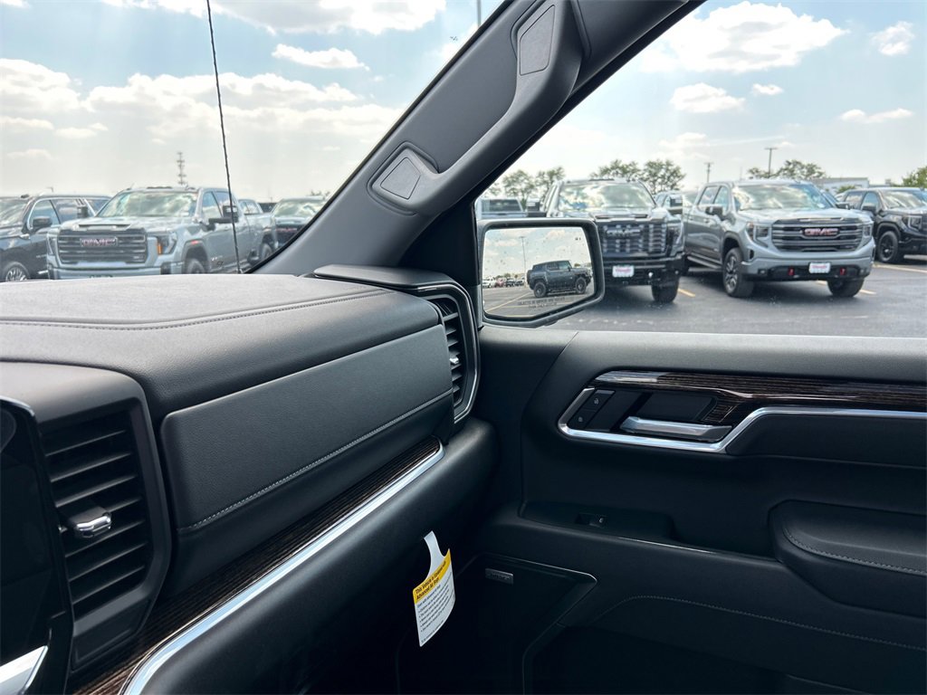 2026 GMC SIERRA - Image 28