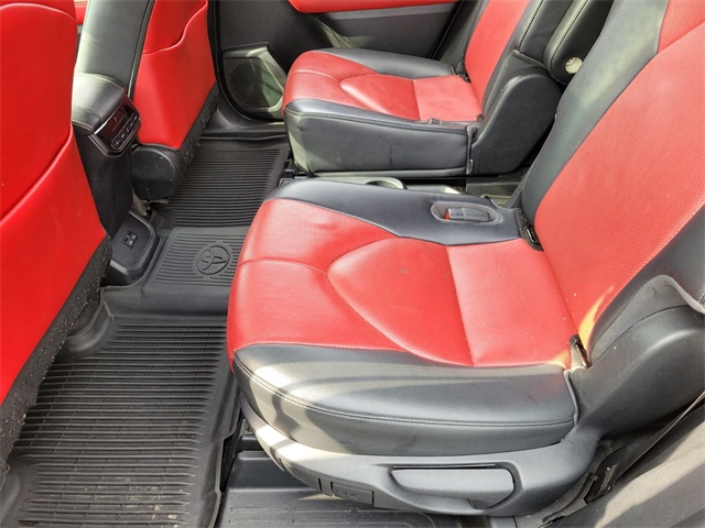 2023 Toyota Highlander XSE photo 10