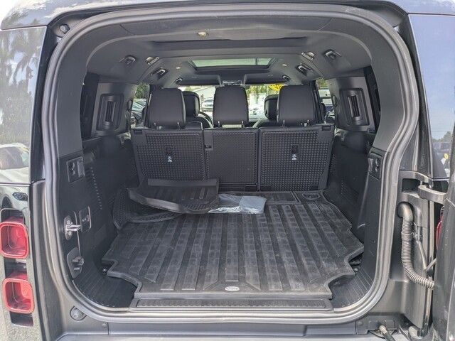 2024 Land Rover Defender Outbound photo 14