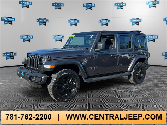 2022 Jeep Wrangler Unlimited Sahara Altitude's photo