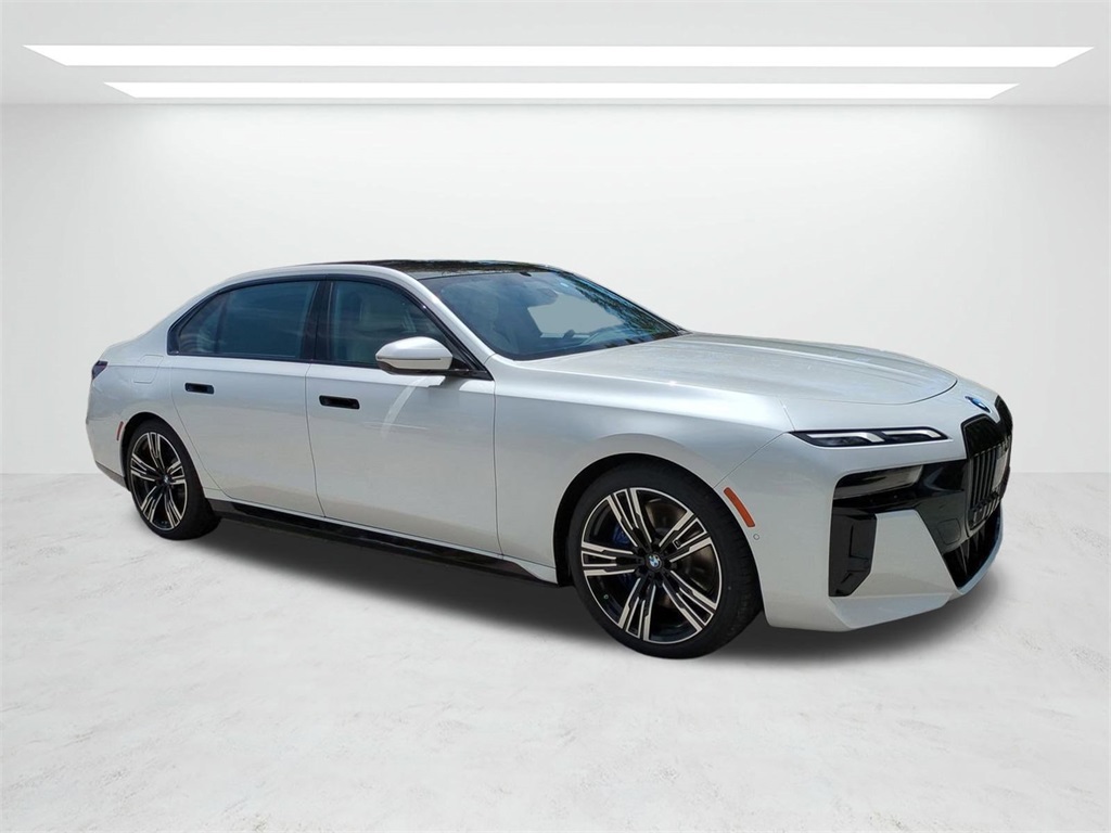 2025 Bmw 750e photo 2