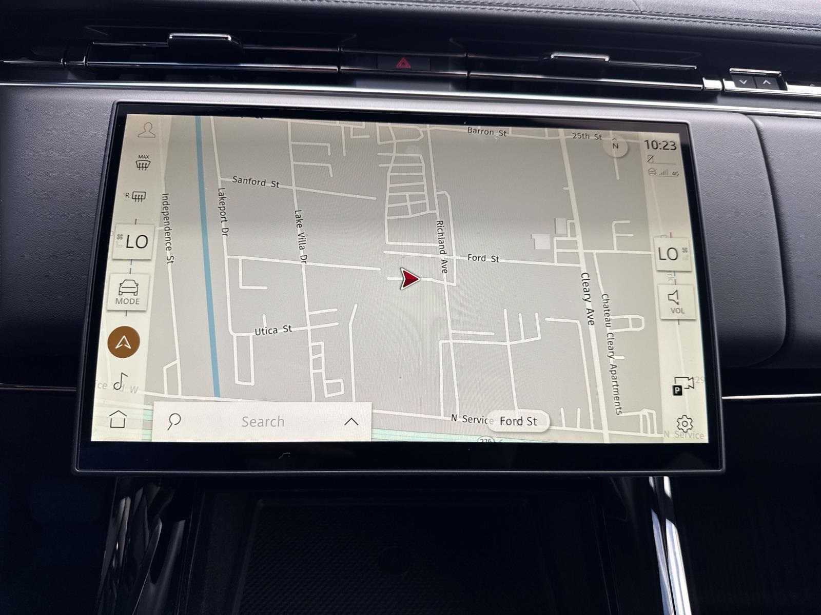 2025 Land Rover Range Rover Sport SE photo 11
