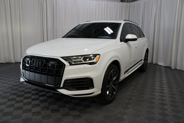 2023 Audi Q7 55 Premium Plus photo 32