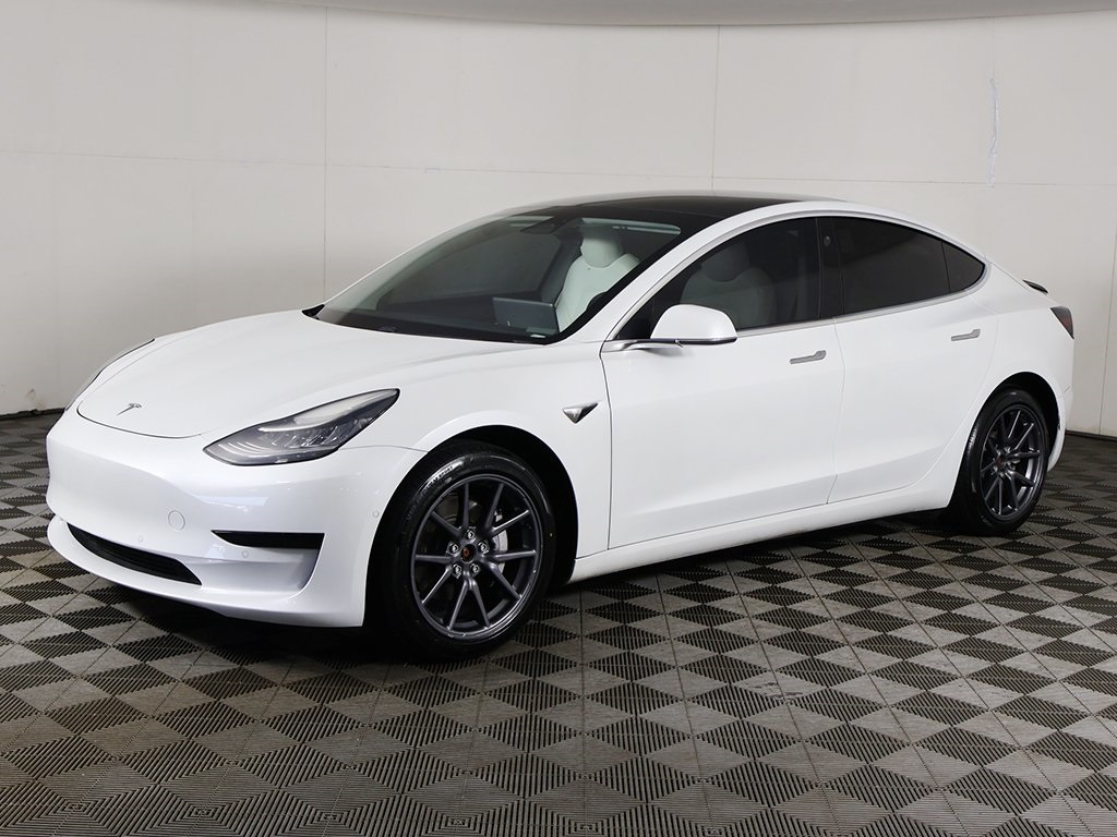 2020 Tesla Model 3 Long Range photo 8