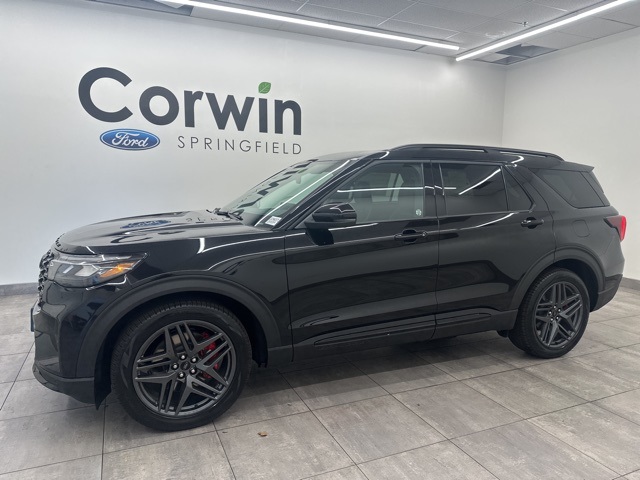 2025 Ford Explorer ST photo 10