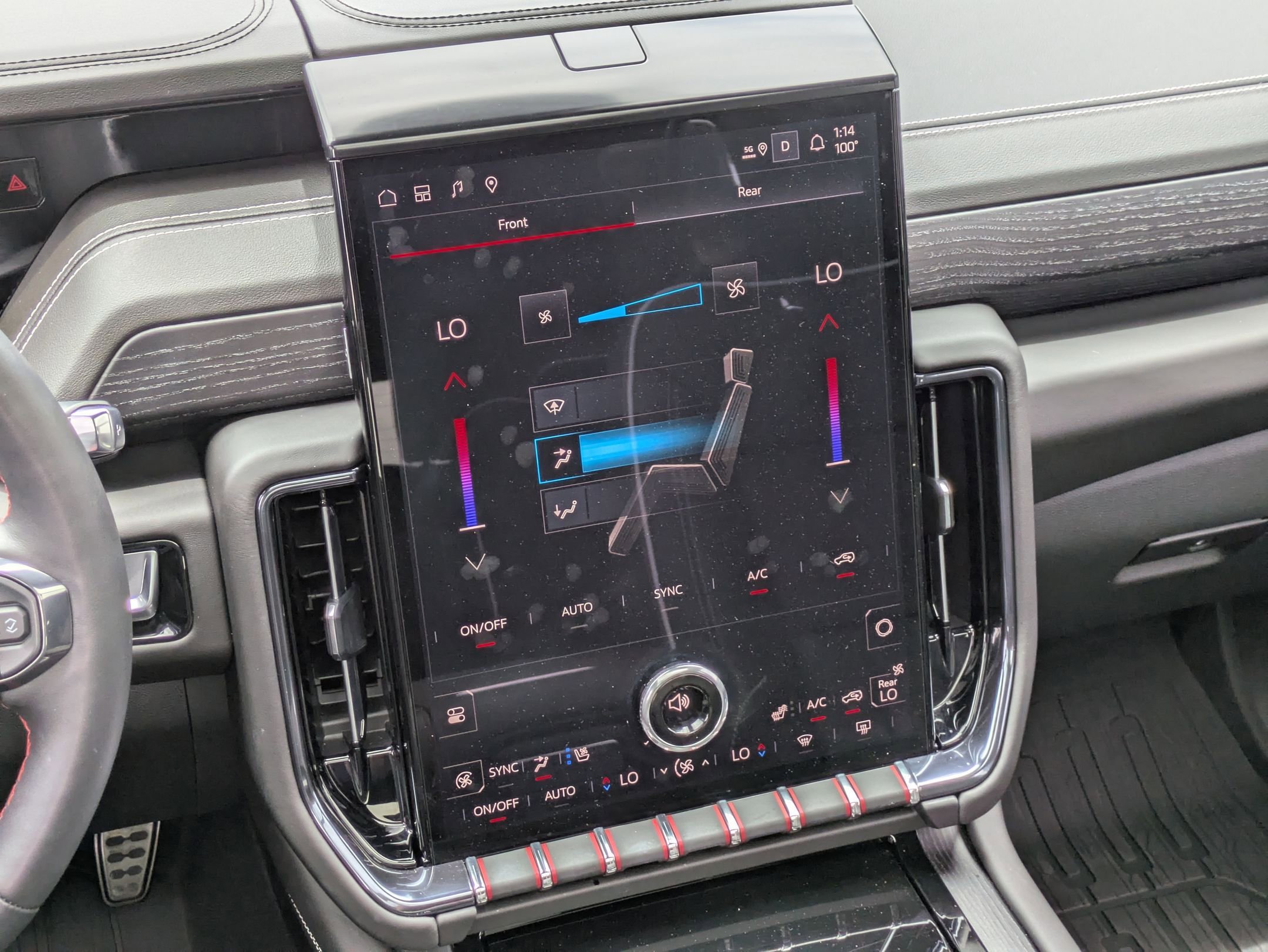 2025 Gmc Yukon AT4 Ultimate photo 18