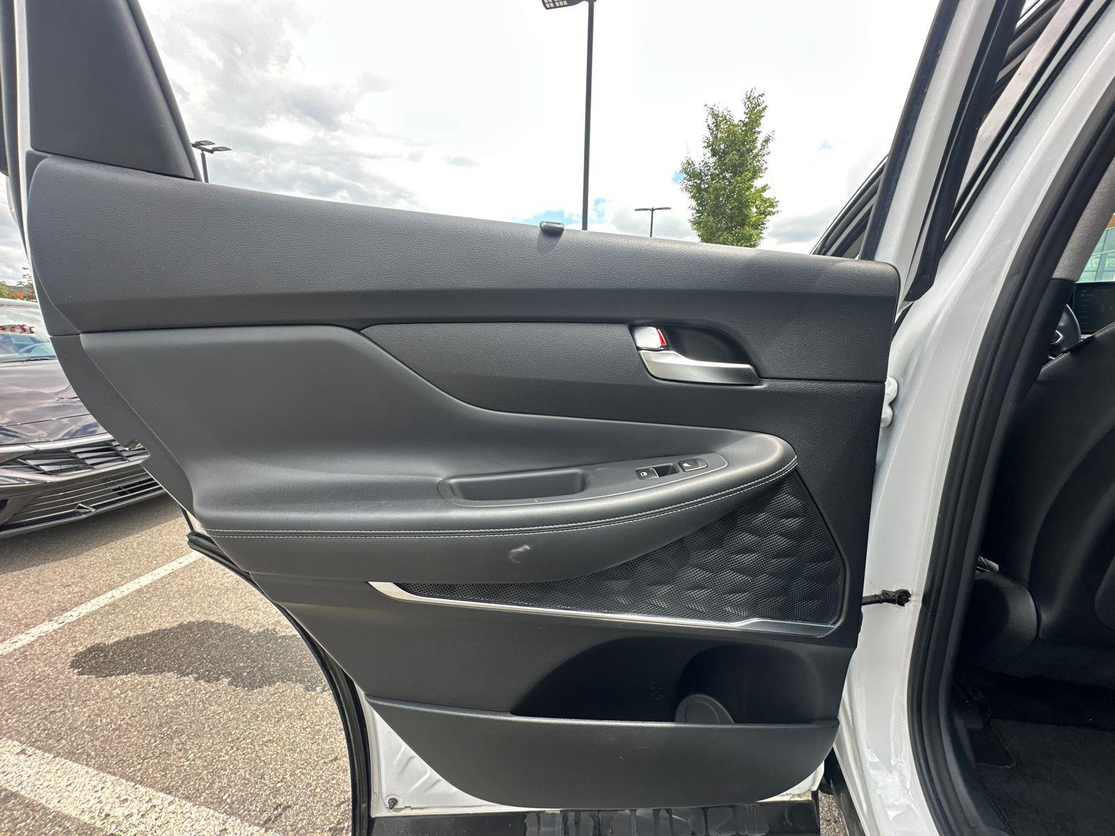 2022 Hyundai Santa Fe Limited photo 20