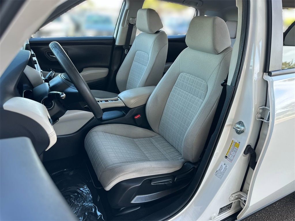 2023 Honda HR-V LX photo 19