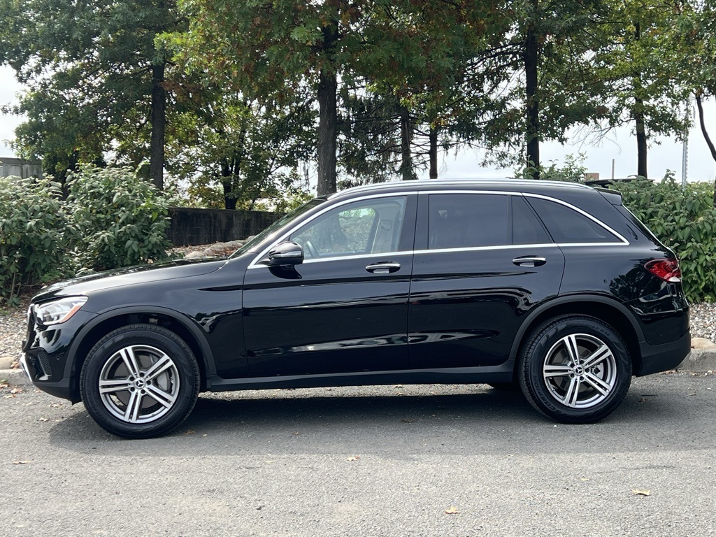 2022 Mercedes Benz GLC 300 4MATIC photo 4