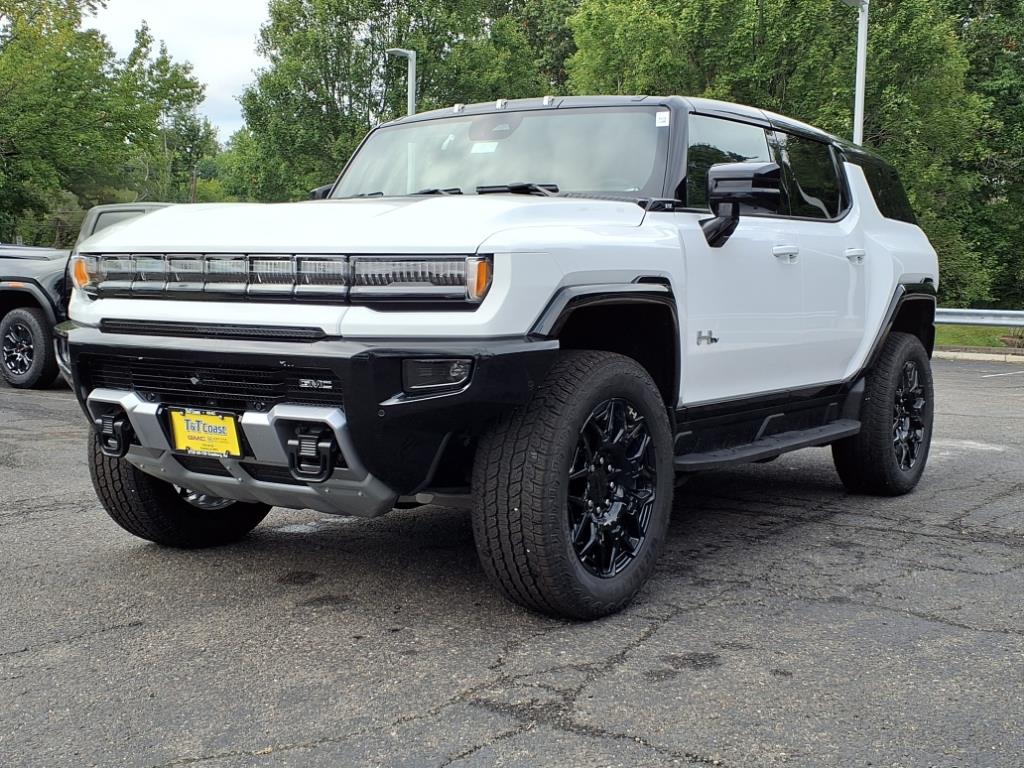 2026 GMC HUMMER EV 2X's photo