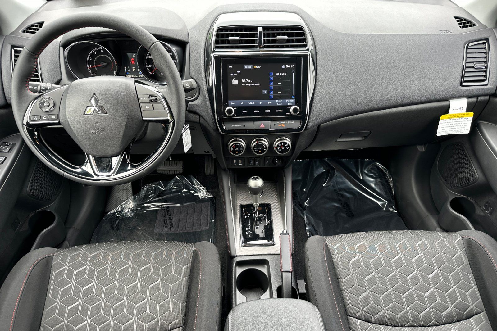 2025 Mitsubishi Outlander Sport S photo 2