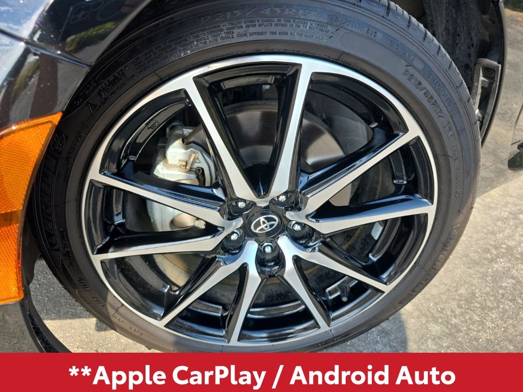 2023 Toyota GR86 Base photo 2