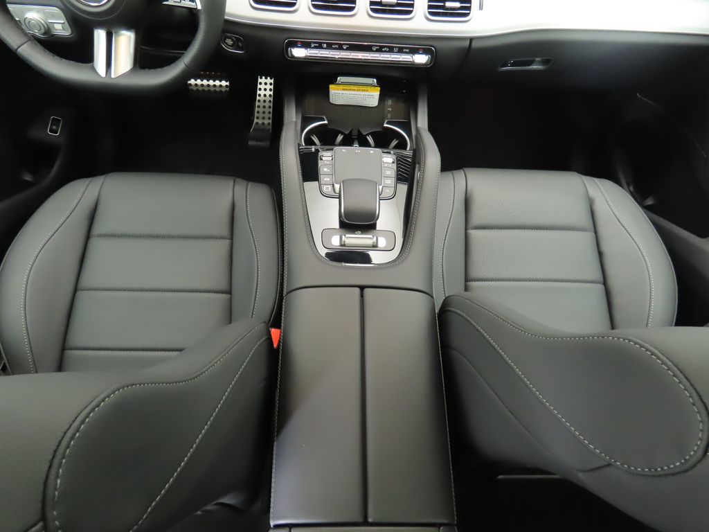 2025 Mercedes Benz GLS 450 4MATIC photo 17