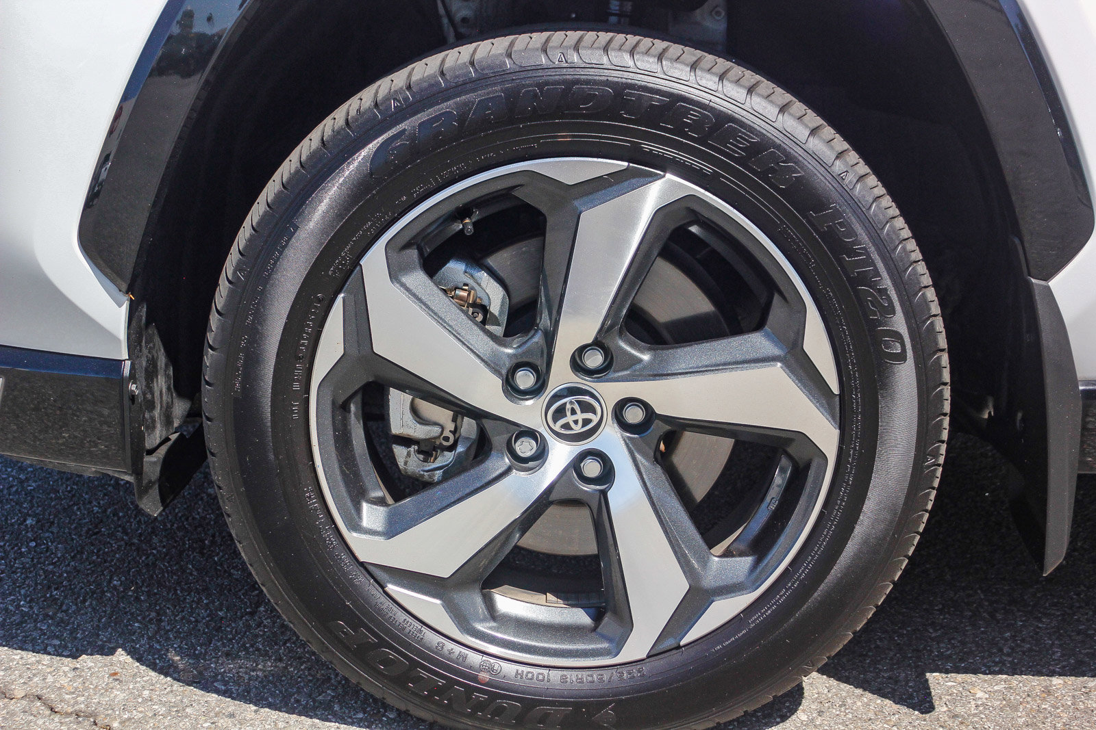 2024 Toyota RAV4 Prime SE photo 9