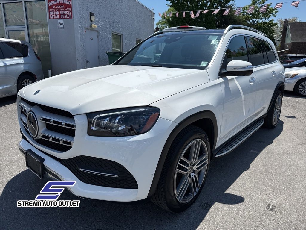 2022 Mercedes Benz GLS 450 4MATIC photo 4