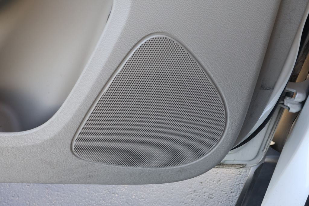 2014 Chevrolet Volt Base photo 15
