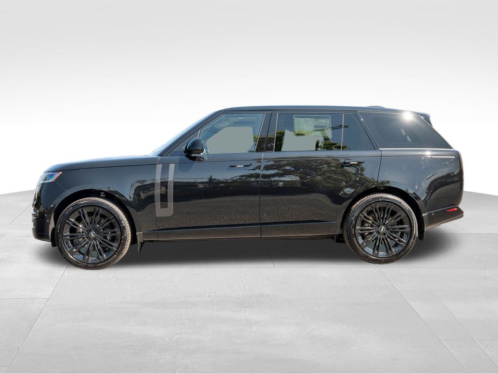 2025 Land Rover Range Rover SE photo 7