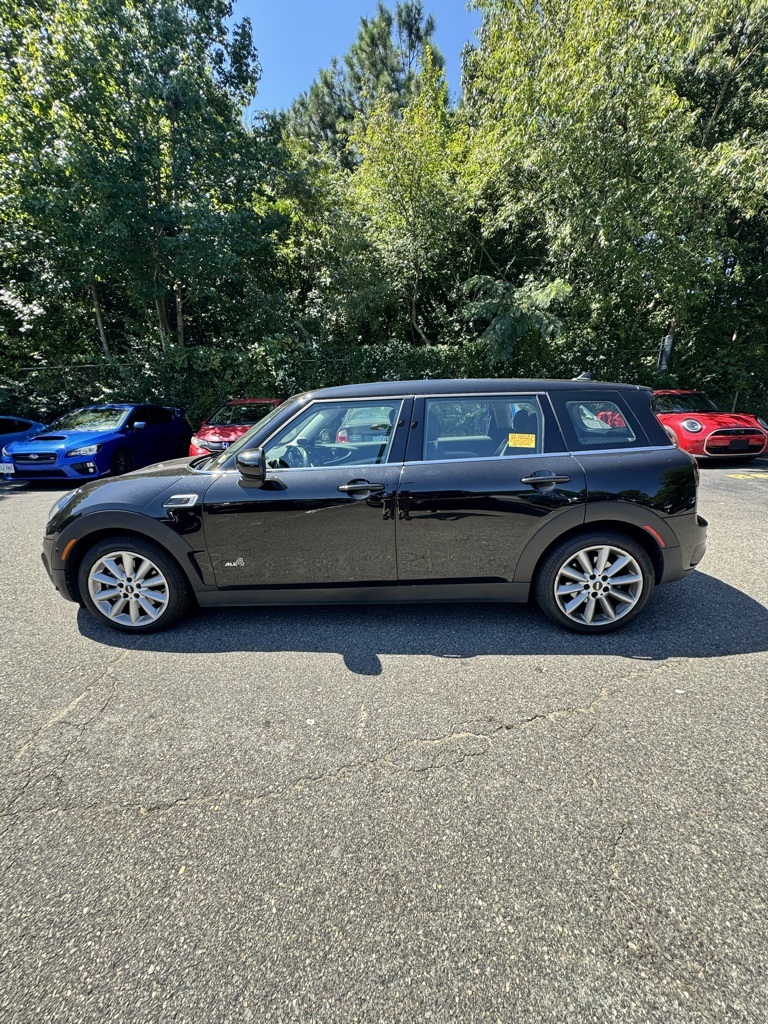 2022 Mini Cooper Base S ALL4 photo 2
