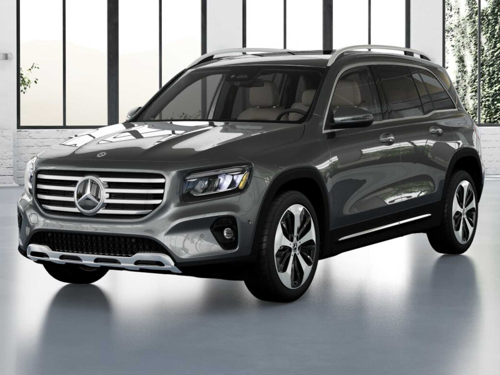 2025 Mercedes-Benz GLB Base's photo
