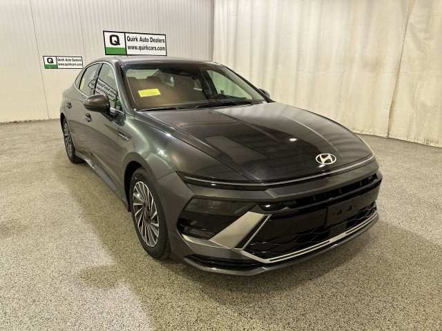 2025 Hyundai SONATA HYBRID SEL