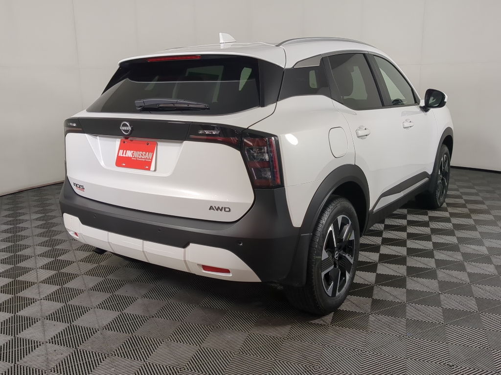 2025 Nissan Kicks SV photo 7