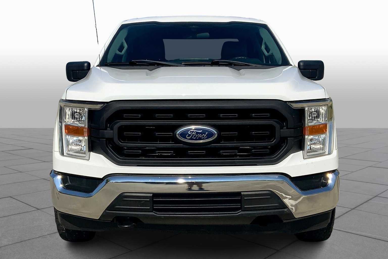 2021 Ford F-150 XL photo 3