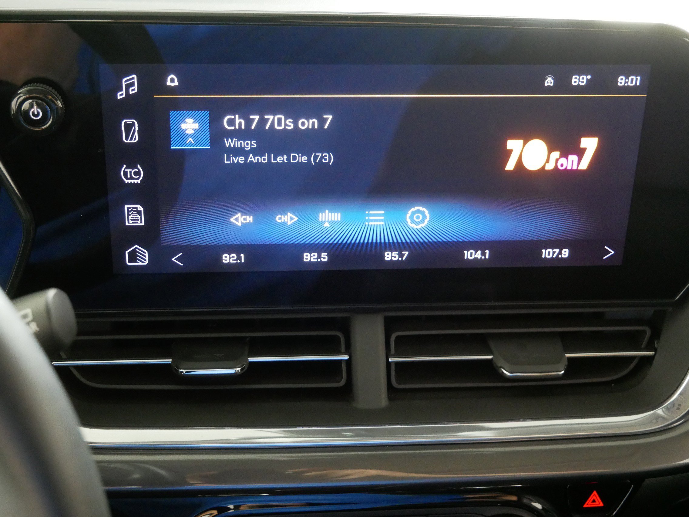 2024 Chevrolet Trax ACTIV photo 20